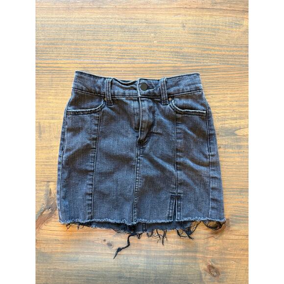 Girls 3 Piece Summer Shorts and Skirt Bundle Size:‎ 6 - 7 - Picture 2 of 7